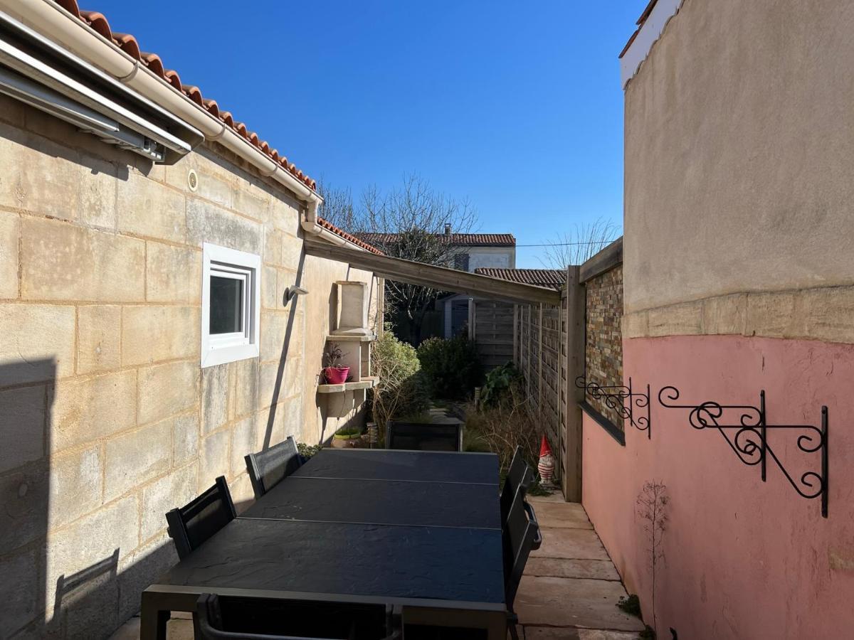 روشفور Maison Avec Jardin Et Garage المظهر الخارجي الصورة